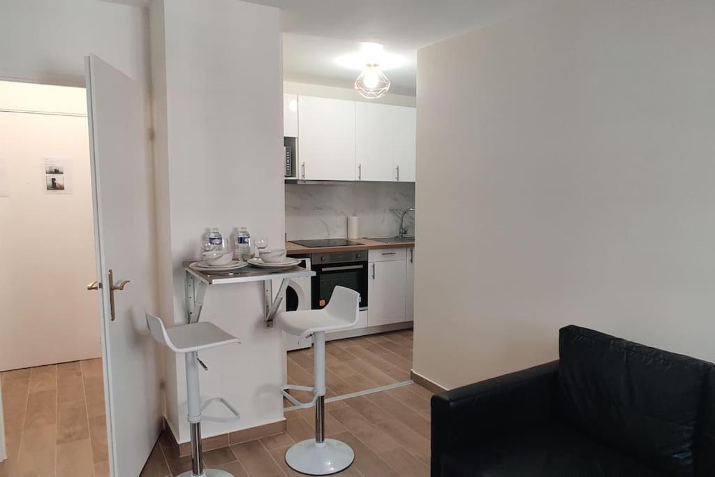 Appart Cosy Auber Porte De Paris Aubervilliers Exteriör bild